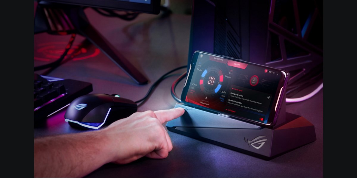 ASUS-ROG-MOBILE-DESKTOP-DOCK (1)