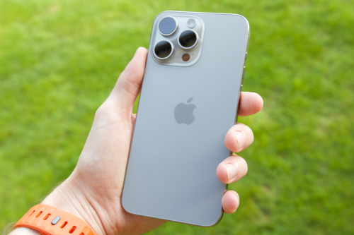 Apple iPhone 15 Pro Max 